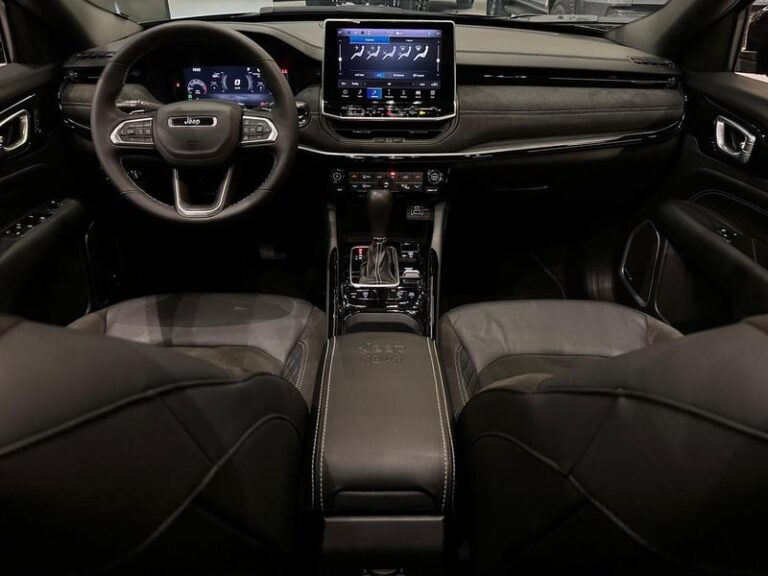 7393615_18_B_827807658d