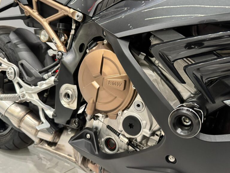 WhatsApp Image 2025-10-06 at 21.38.43