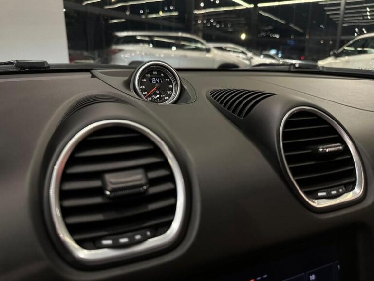 7561179_20_B_a94382e939