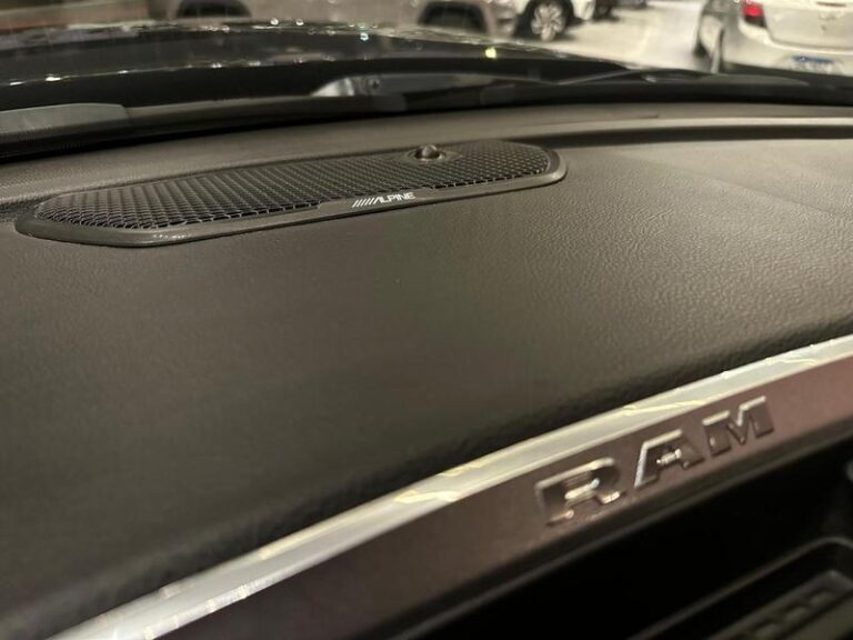 7463075_19_B_65c109df37